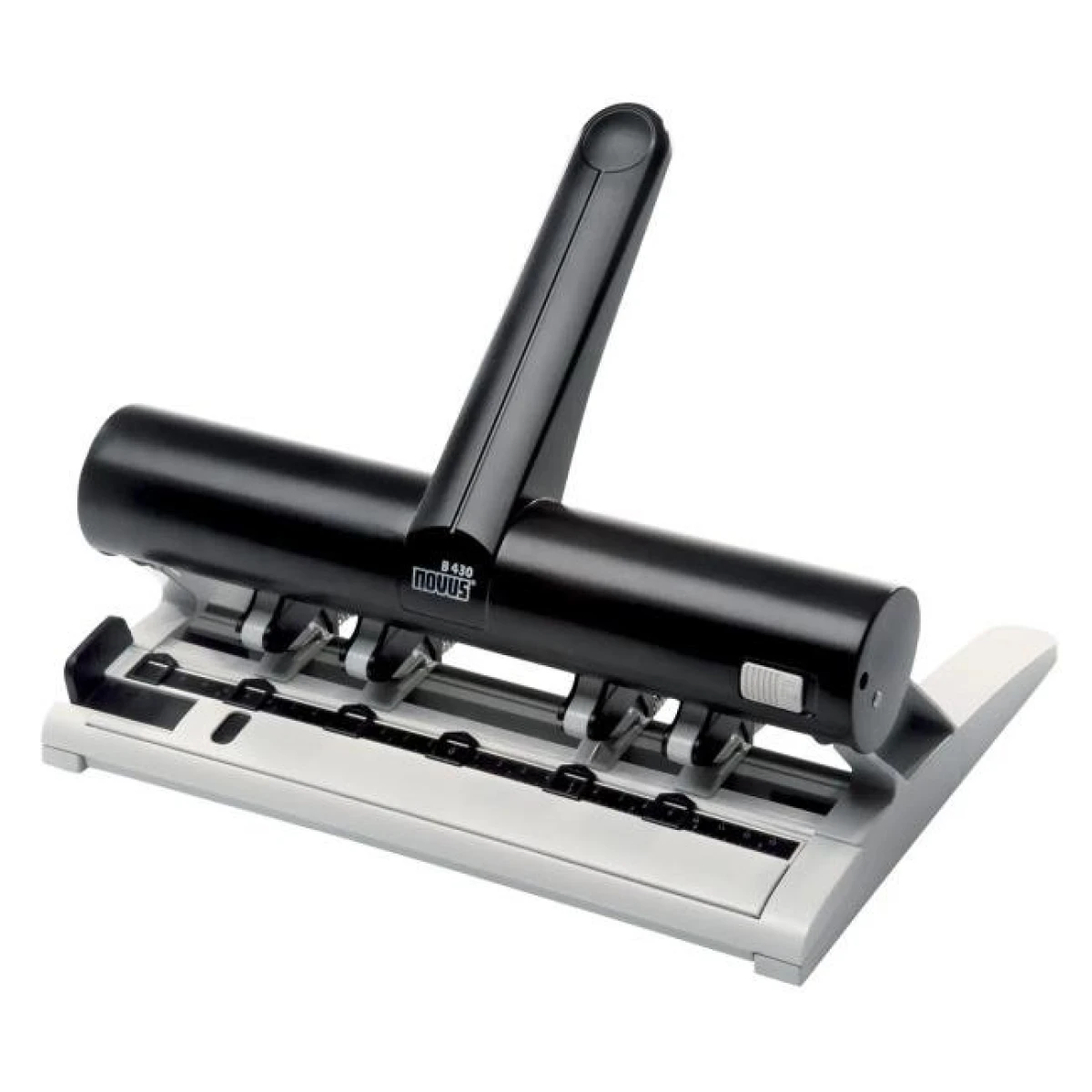 Štvordierovačka Novus B 430 čierna/sivá 