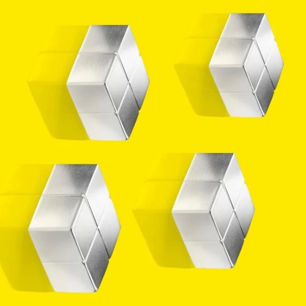 Magnety extra silné na sklenené tabule, kocka, 4 ks 