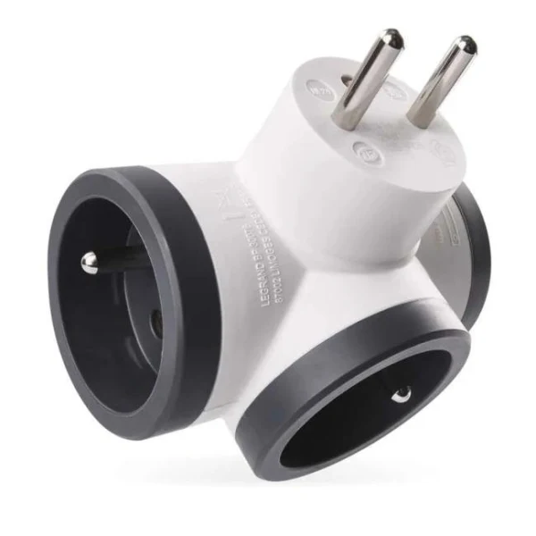 Zásuvka rozbočovacia LEGRAND Revolution 3x guľatá 